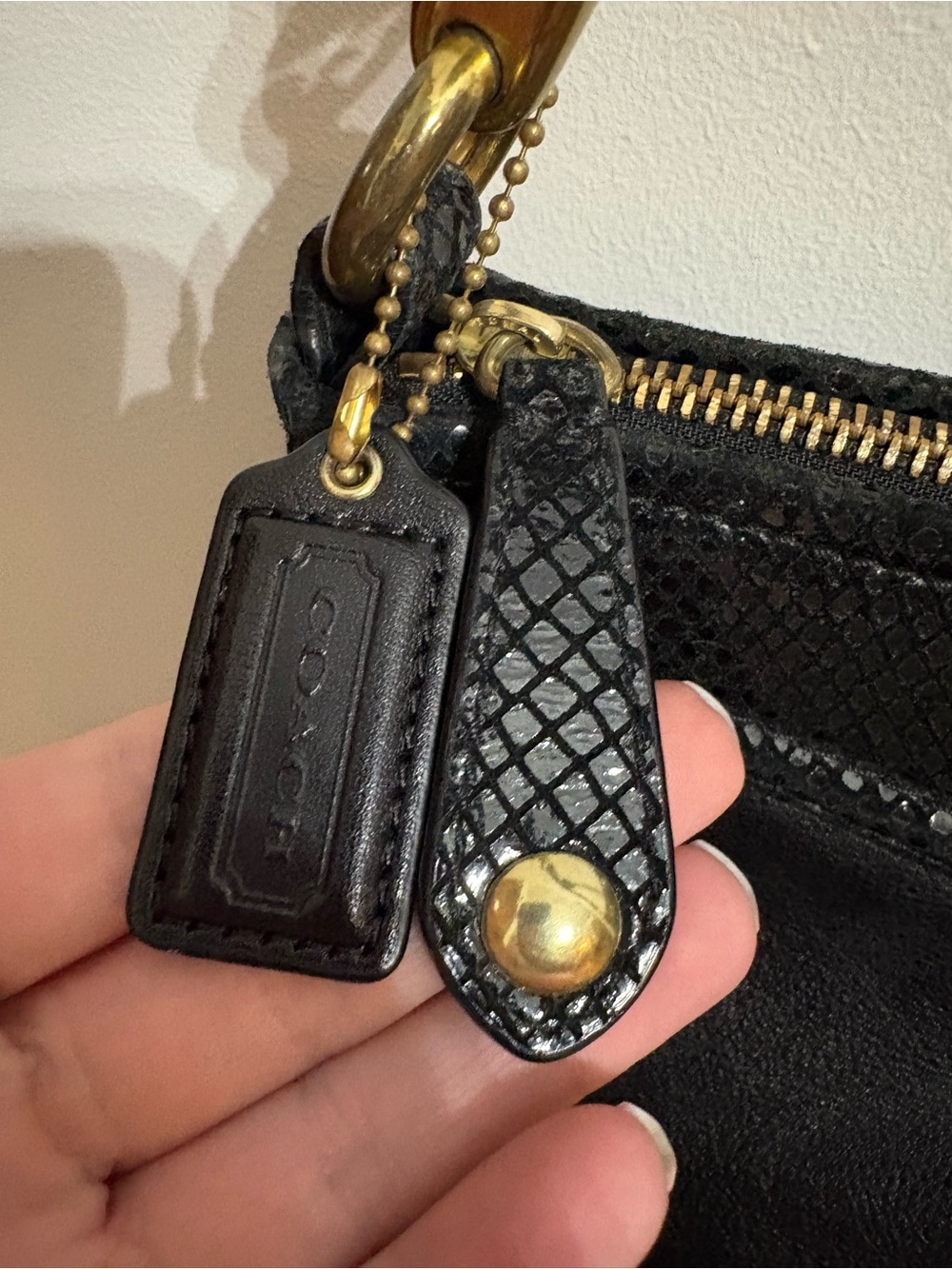 2010s Coach Black Leather Shoulder Bag with Gold Hardware - Picture 3 of 12